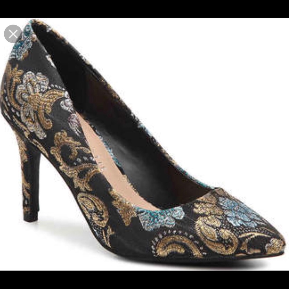 Kelly & Katie Astivia black and gold embroidered.